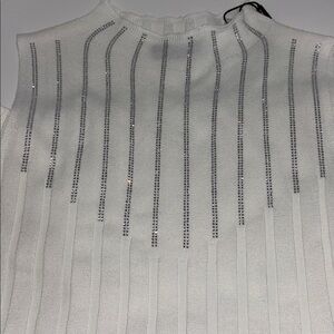Tahari White Medium Top